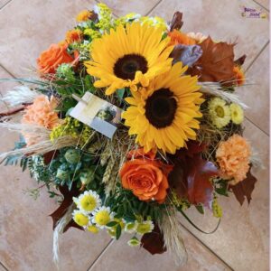 Blumenstrauß klein - Blumenladen Olbernhau - Foto eines herbstlichen Blumenstraußes mit Laub, Sonnenblumen & Getreide